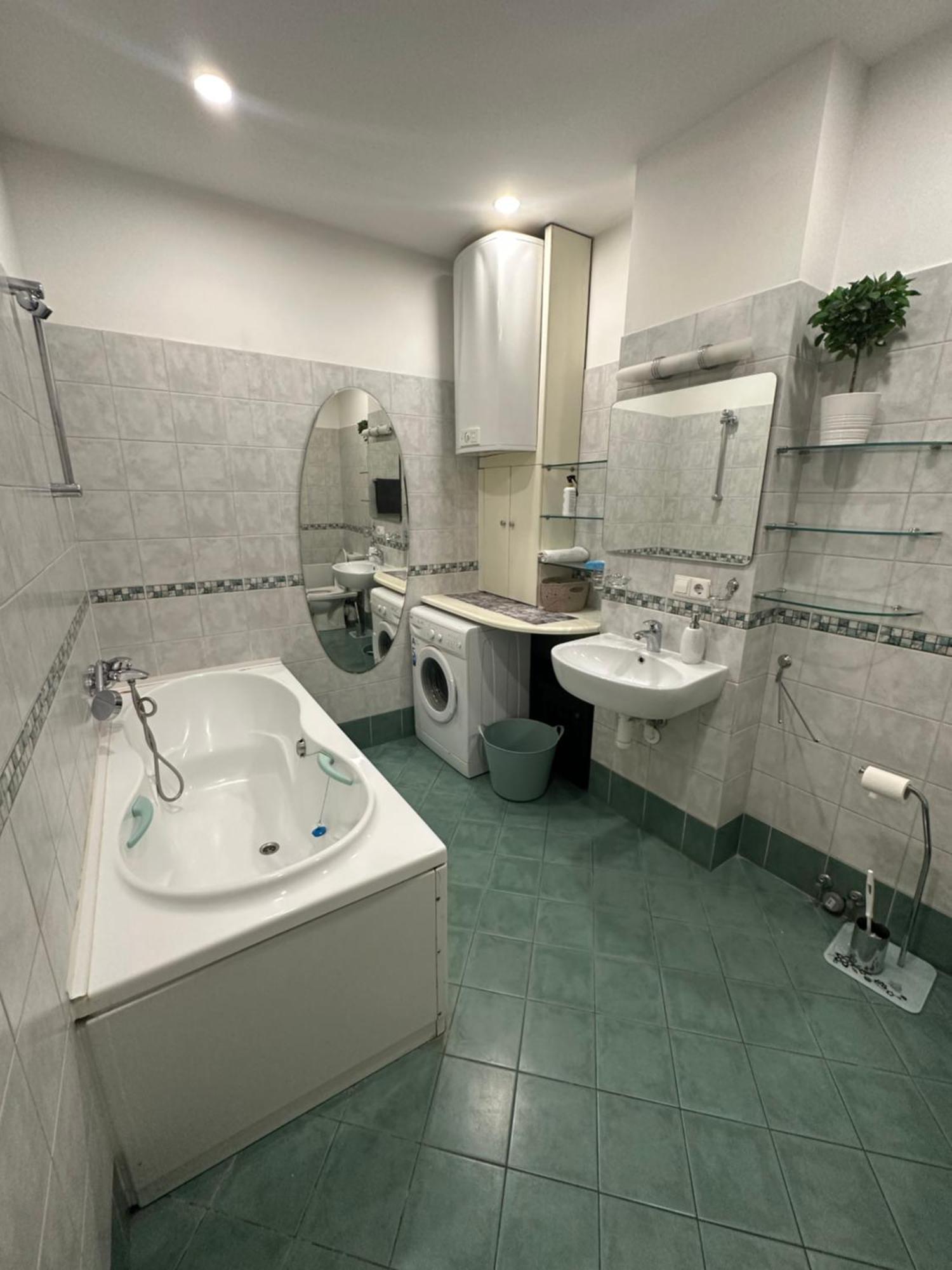 Old Town Apartment With Sauna Рига Экстерьер фото